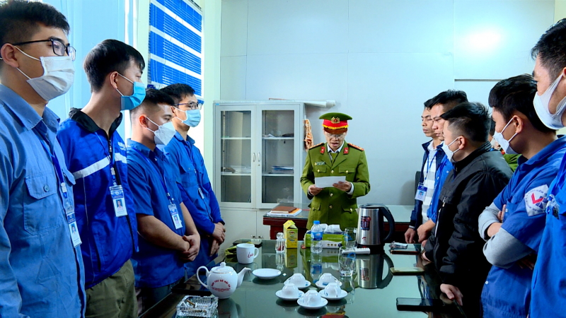 Bắt Giám đốc, Phó Giám đốc và 12 cán bộ Trung tâm Đăng kiểm ở Bắc Ninh -0