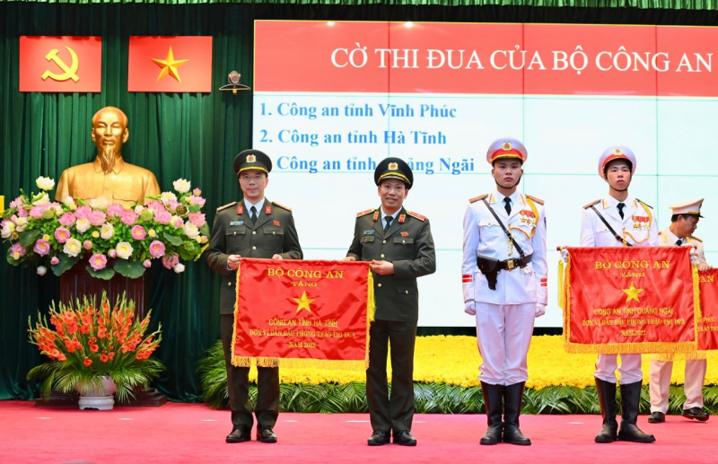 Công an Hà Tĩnh phát huy vai trò xung kích, giữ bình yên cuộc sống -0