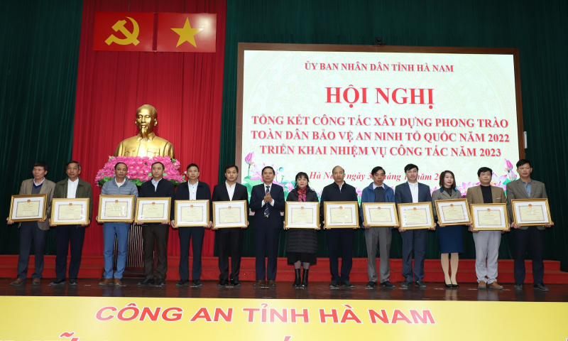 Xây dựng và triển khai hiệu quả nhiều mô hình hay trong phong trào toàn dân bảo vệ ANTQ -0