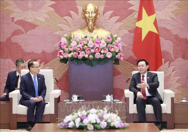 Top Vietnamese legislator hosts outgoing Cambodian Ambassador -0