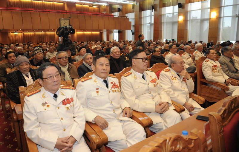 MPS hosts meeting with police combat veterans -0