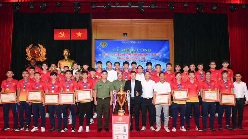 Hy vọng mới cho bóng đá CAND -0