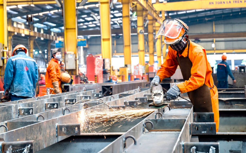 san-xuat-tai-cong-ty-co-pha.jpg -0