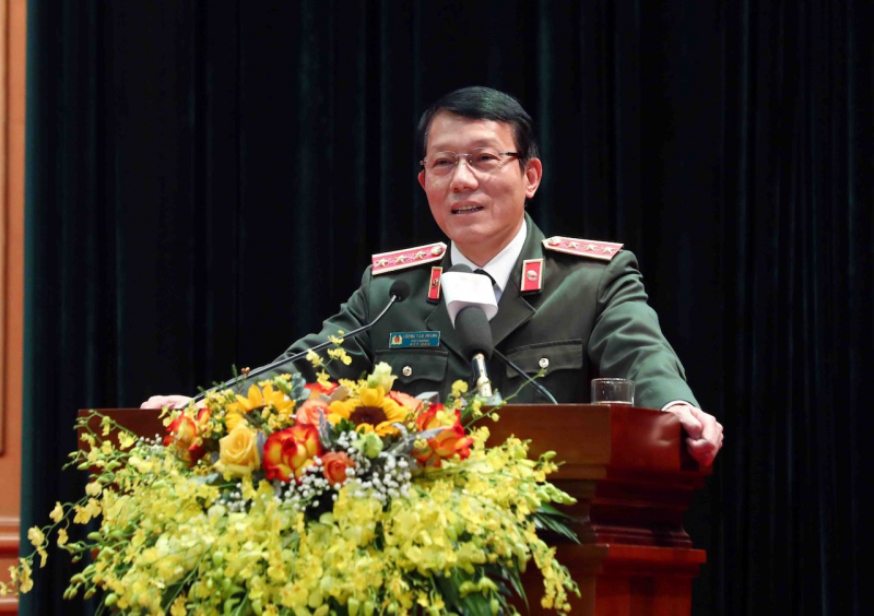 Cục Quản lý xuất nhập cảnh chủ trì, phối hợp với các đơn vị liên quan, phổ biến các quy định của Nghị định 93 -0