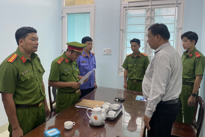 Bình Thuận: Khởi tố, bắt tạm giam thêm 3 cán bộ Đội quản lý thị trường -0