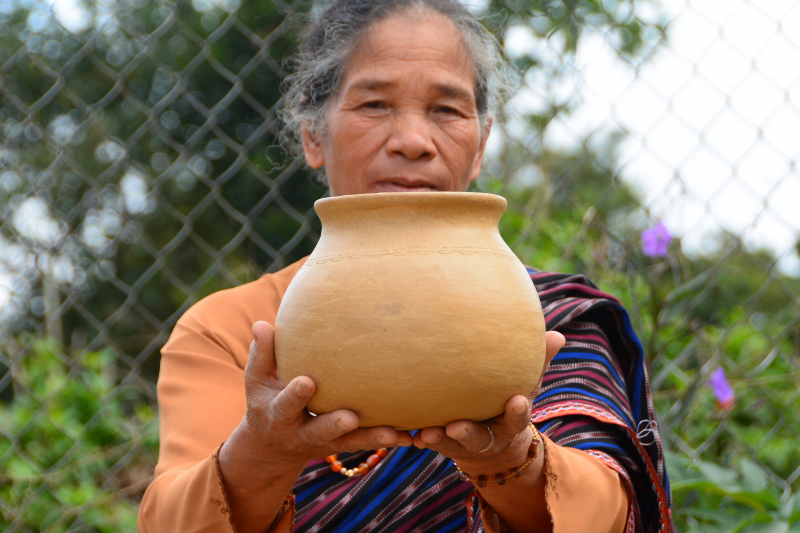 Về miền gốm cổ Churu…ANTG_TET_T31 -0