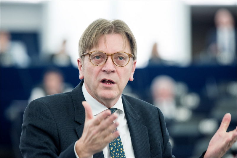 Cựu Thủ tướng Bỉ nhận định việc EU trừng phạt Nga là vô nghĩa -0