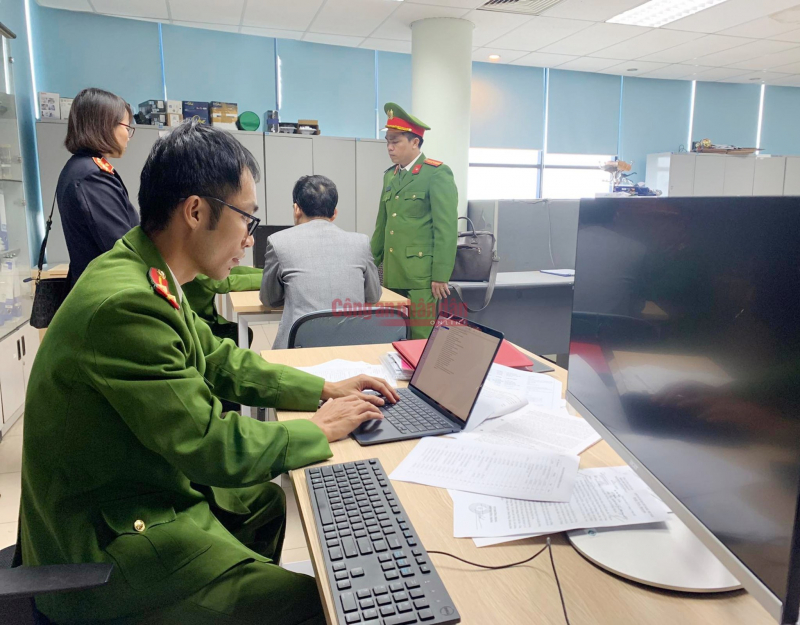 Cận cảnh khám xét Phòng Kiểm định xe cơ giới, Cục Đăng kiểm Việt Nam -0