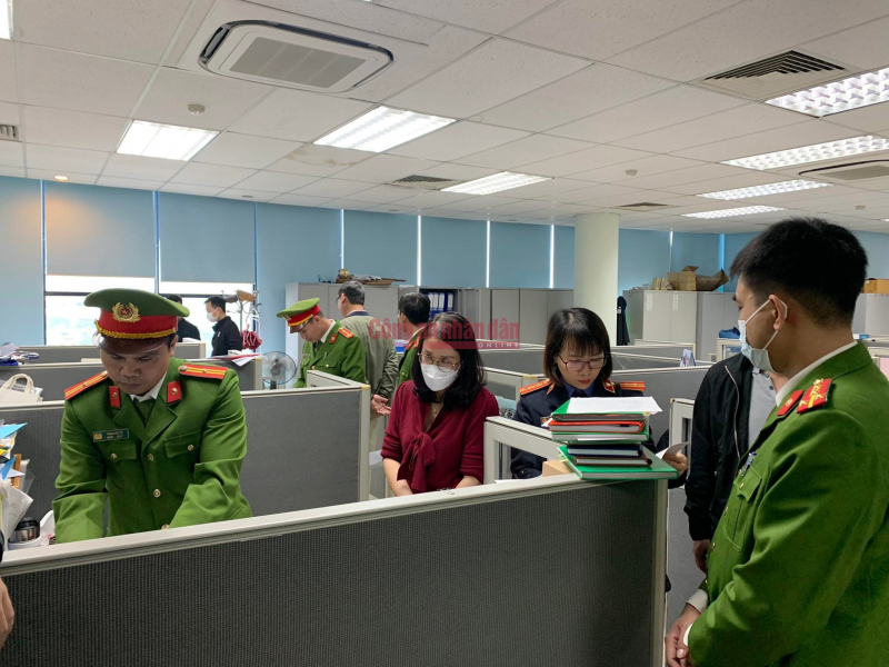 Bắt Quyền Trưởng phòng, Phó Phòng, khám xét Phòng Kiểm định xe cơ giới, Cục Đăng kiểm Việt Nam -0