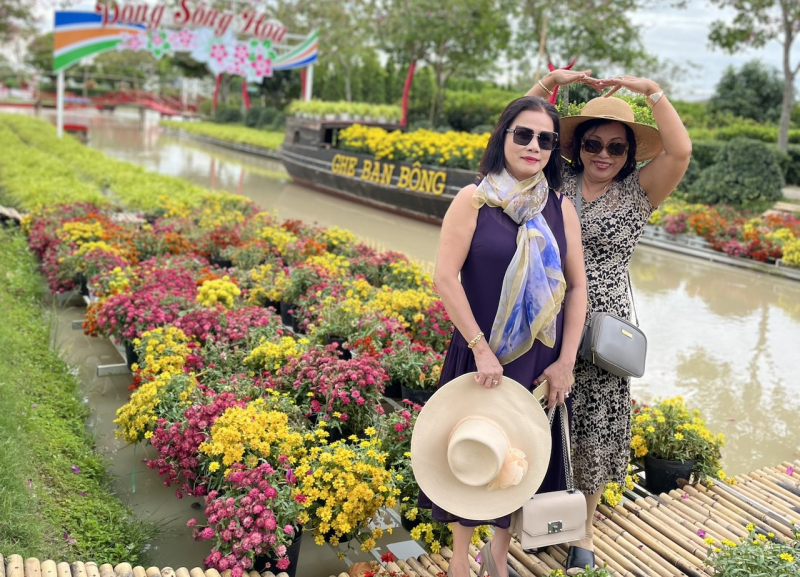 Tri ân tiền nhân và tôn vinh nghề trồng hoa kiểng Sa Đéc -0