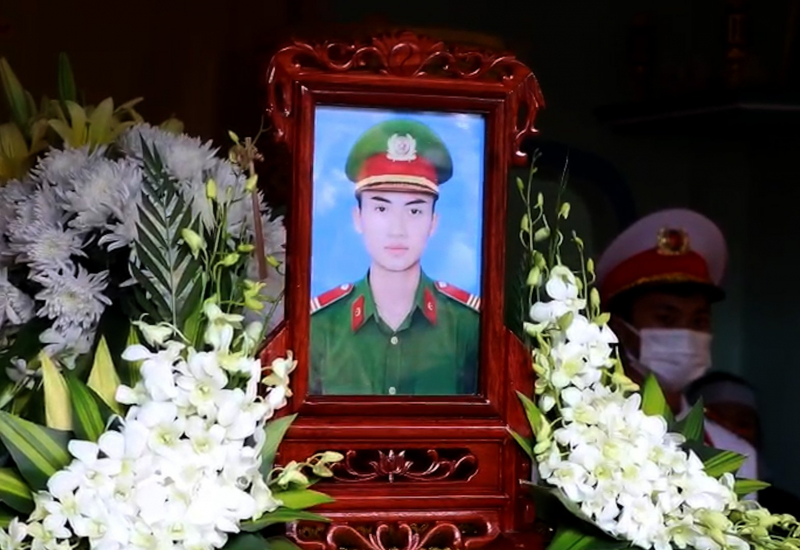 Kịp thời thăm hỏi động viên gia đình CBCS Cảnh sát PCCC hy sinh -0