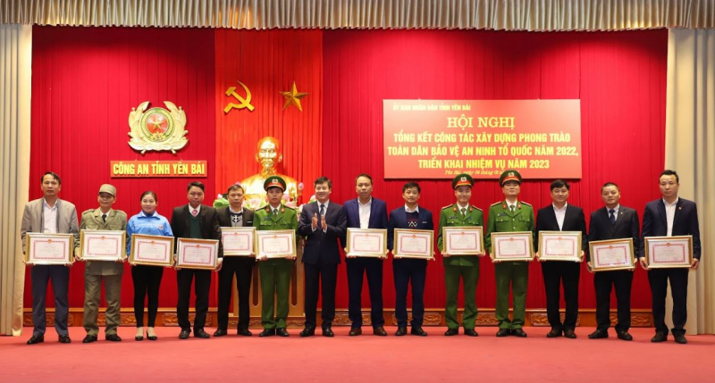  Yên Bái tổng kết công tác xây dựng phong trào toàn dân bảo vệ ANTQ năm 2022, triển khai nhiệm vụ năm 2023 -1