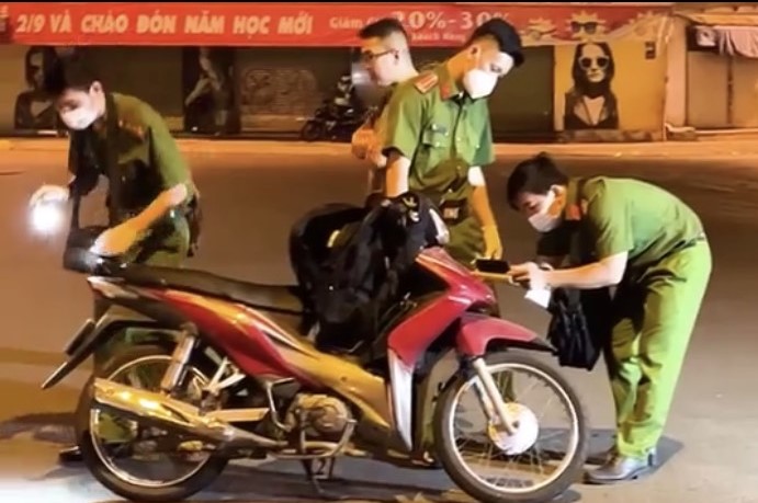 Bắt đối tượng đâm chết người sau va quẹt giao thông -0