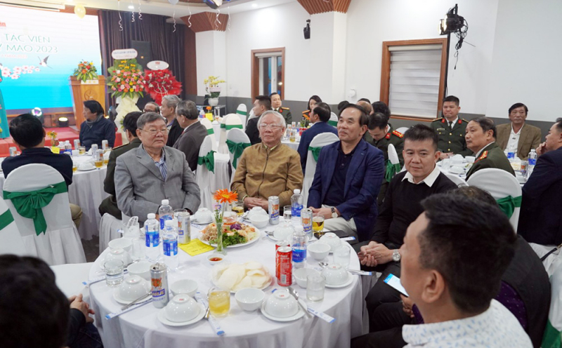 Ấm tình miền Trung trước thềm Xuân Quý Mão 2023 -0