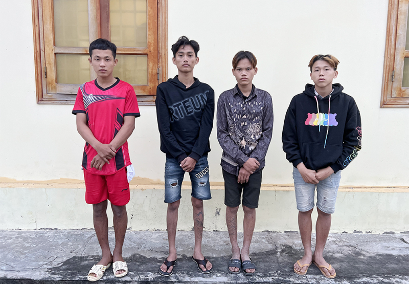 Bắt nhanh nhóm đối tượng dùng dao và roi điện cướp tài sản lúc rạng sáng -0