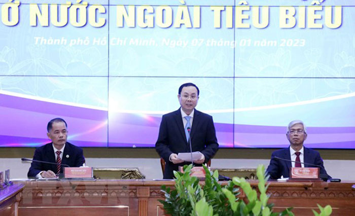 Lãnh đạo TP Hồ Chí Minh gặp mặt kiều bào tiêu biểu nhân dịp đón Xuân Quý Mão -0