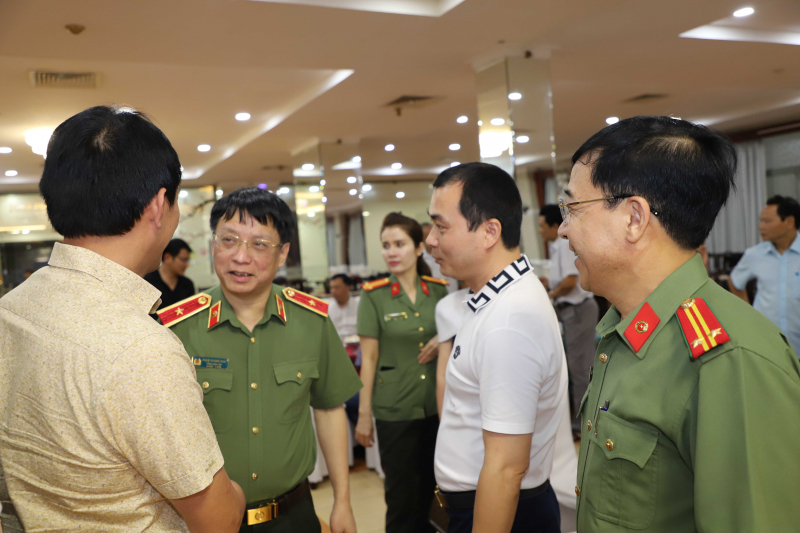 Nồng ấm sắc xuân nghĩa tình -6