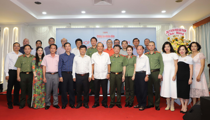 Nồng ấm sắc xuân nghĩa tình -0