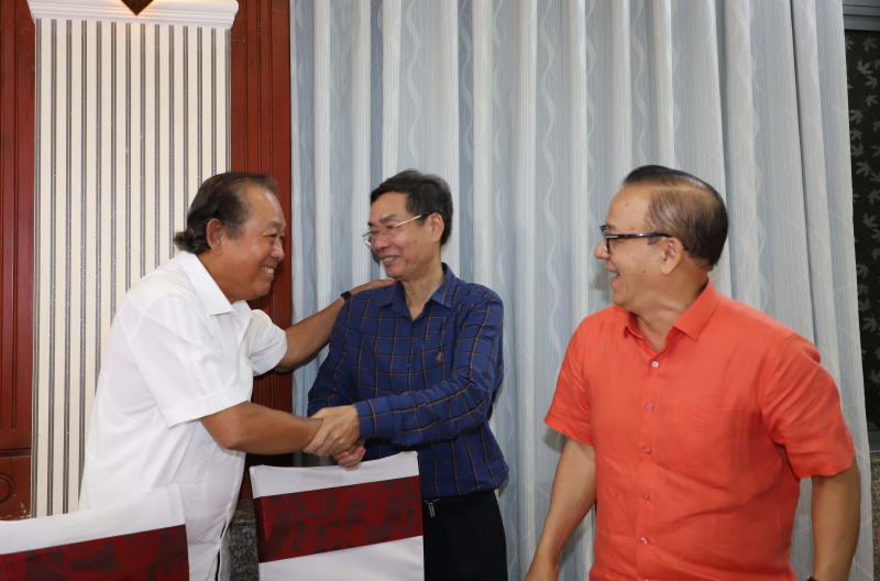 Nồng ấm sắc xuân nghĩa tình -2