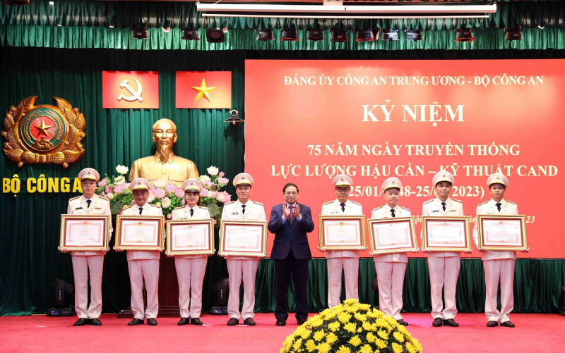 Kỷ niệm 75 năm lực lượng Hậu cần - Kỹ thuật CAND -0