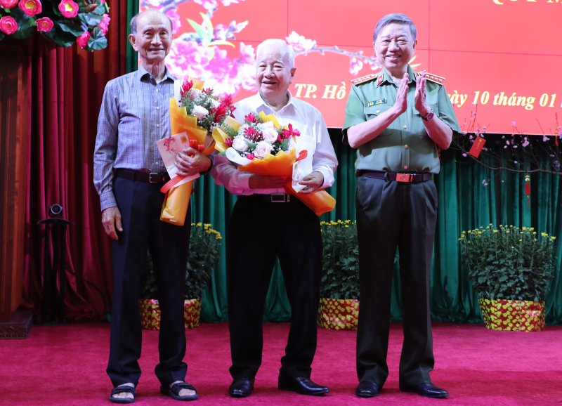 Năm 2022 yên bình nhưng lực lượng CAND hết sức vất vả  -0