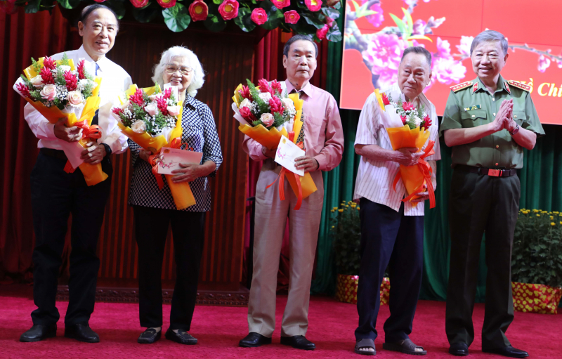 Năm 2022 yên bình nhưng lực lượng CAND hết sức vất vả  -0