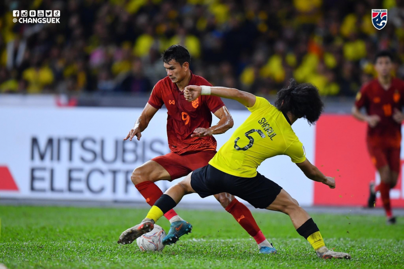 fl4p9-7agau7quk.jpg -0