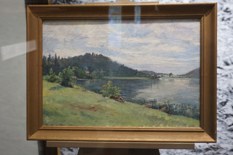 Lần đầu tiên trưng bày các tác phẩm hội họa của vua Hàm Nghi  -0