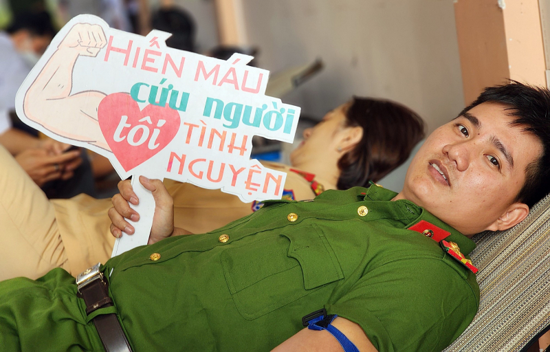 Gần 300 cán bộ, chiến sĩ Công an Quảng Nam tham gia “Lễ hội Xuân hồng” -0