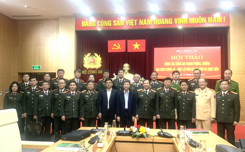 Công tác Công an trong công tác phòng chống dịch COVID-19 – một số vấn đề lý luận và thực tiễn -0