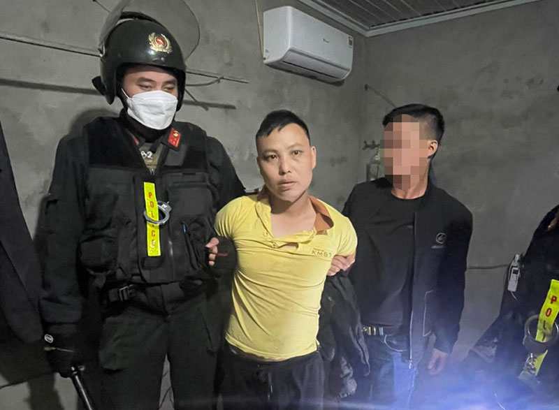 Truy bắt thành công đối tượng giết người sau 72 giờ gây án tại đám cưới -0