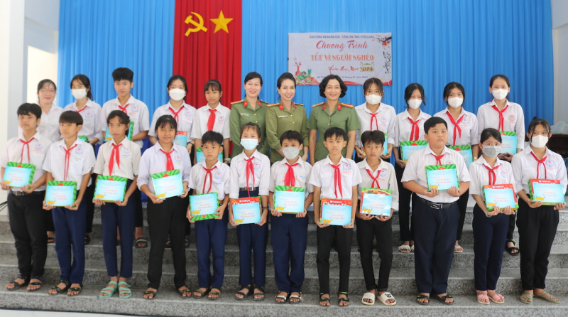 Nghĩa tình Tiền Giang -0