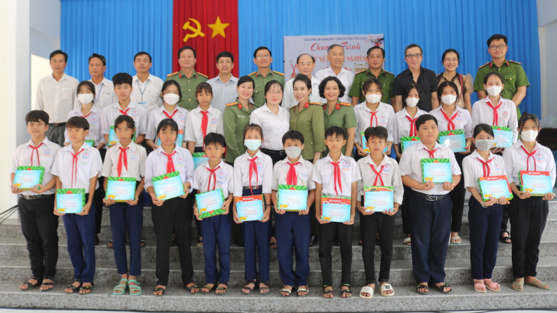 Nghĩa tình Tiền Giang -0