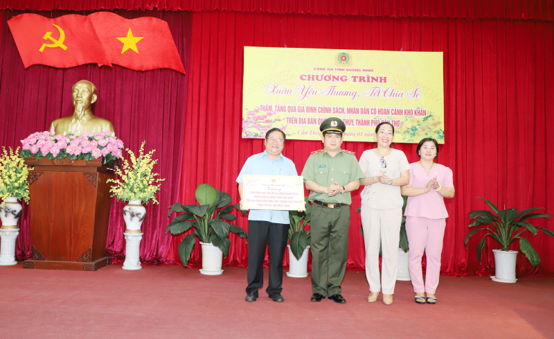 Công an tỉnh Quảng Ninh tố chức chương trình “Xuân yêu thương – Tết chia sẻ”  -0