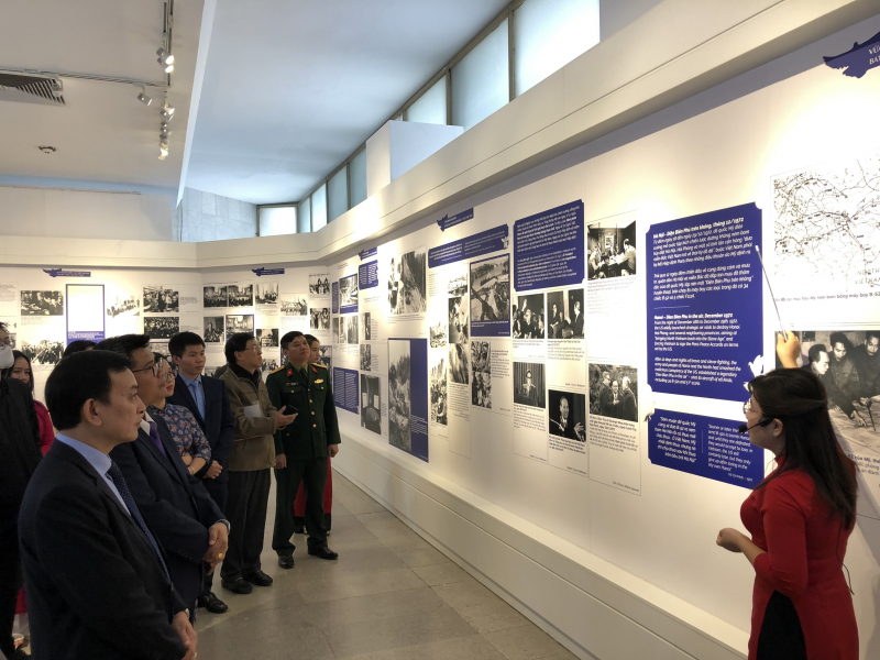 Khai mạc trưng bày chuyên đề “Hiệp định Paris – Cánh cửa hòa bình” -0