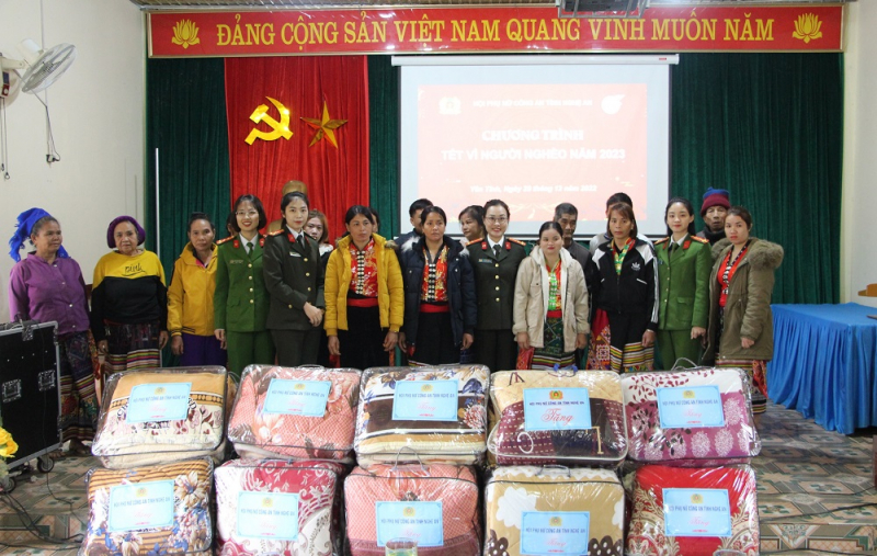 bed77fc2-b087-4d47-85a1-7ccdbb541290.jpeg -0