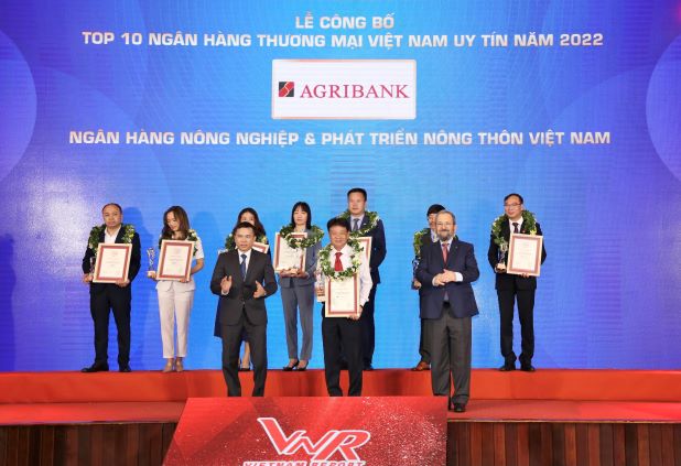 Agribank khẳng định thương hiệu bằng những giải thưởng uy tín -0