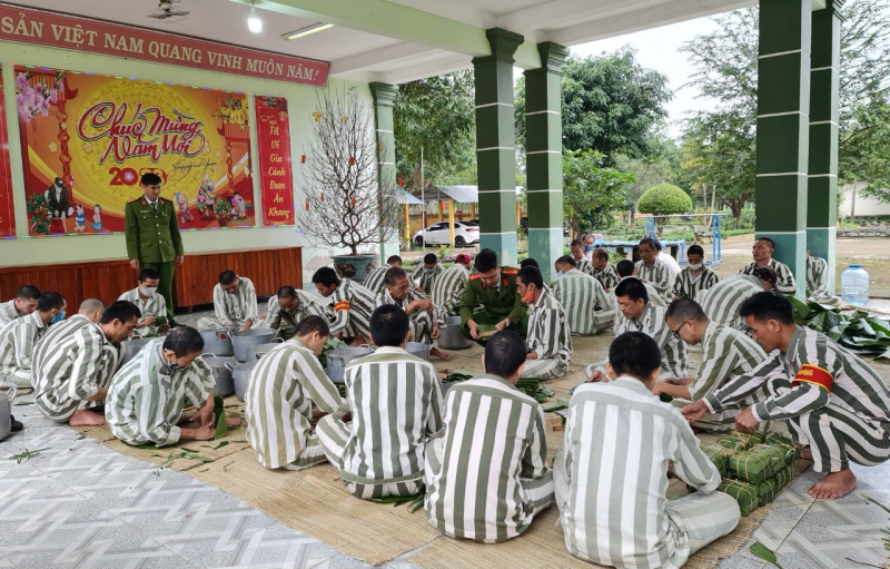Xuân ấm áp ở Trại giam Nghĩa An -0