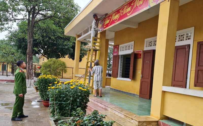 Xuân ấm áp ở Trại giam Nghĩa An -1