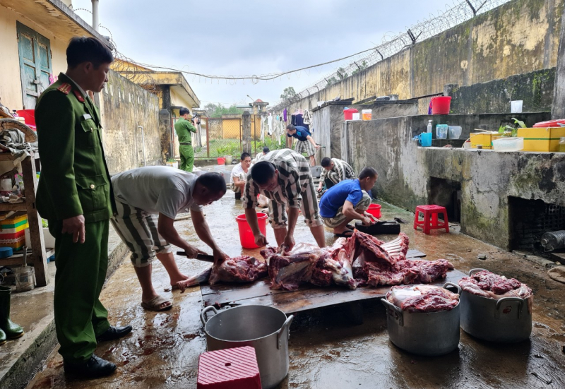 Xuân ấm áp ở Trại giam Nghĩa An -1