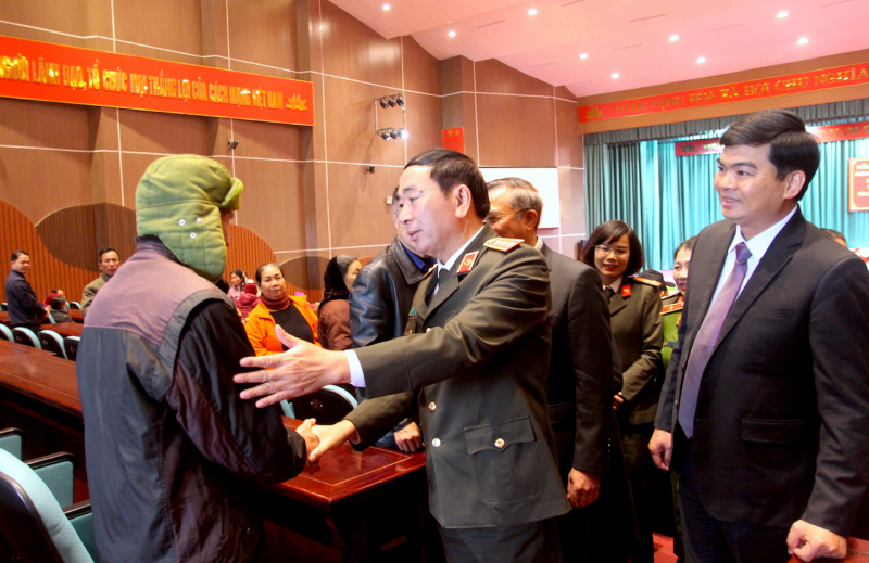 Bảo đảm người dân được đón Tết an lành, bình yên, 