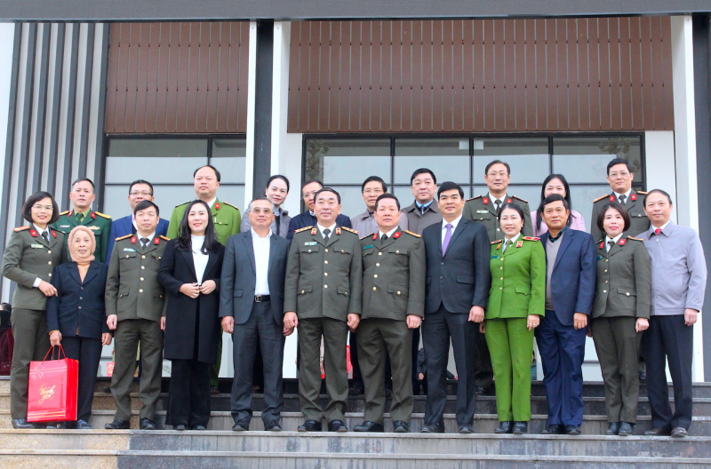 Bảo đảm người dân được đón Tết an lành, bình yên, 