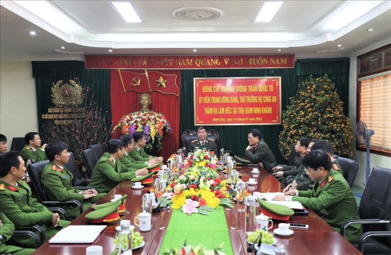 Deputy Minister Tran Quoc To visits Ninh Khanh Prison -0