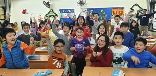 Warm Tet atmosphere covers Truong Sa islands -0