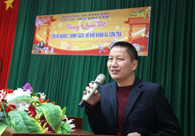 Báo Công an nhân dân mang tết ấm đến với người dân nghèo Sơn Trà -0