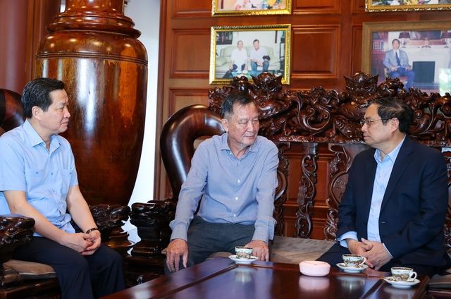 Thủ tướng Phạm Minh Chính dâng hương tưởng nhớ các đồng chí cố Thủ tướng Chính phủ -0