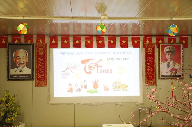 Chiến sĩ mũ nồi xanh đón Tết cổ truyền ở Nam Sudan -1