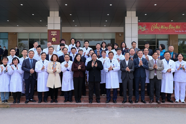 Sẵn sàng đi bất cứ đâu, làm bất cứ việc gì vì tính mạng, sức khỏe nhân dân -0