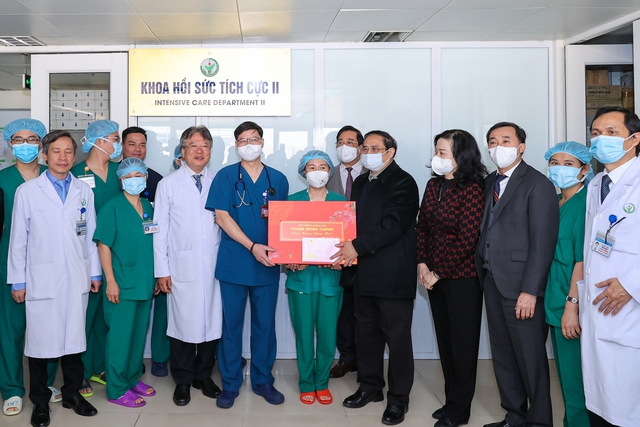 Sẵn sàng đi bất cứ đâu, làm bất cứ việc gì vì tính mạng, sức khỏe nhân dân -0
