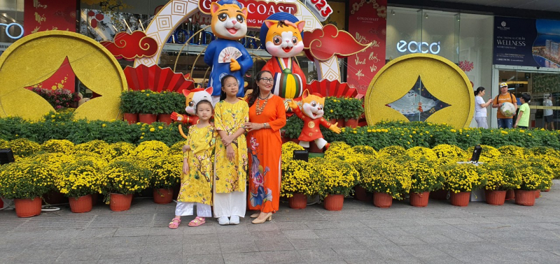 Khánh Hòa thu hút đông đảo du khách những ngày Tết Quý Mão -0